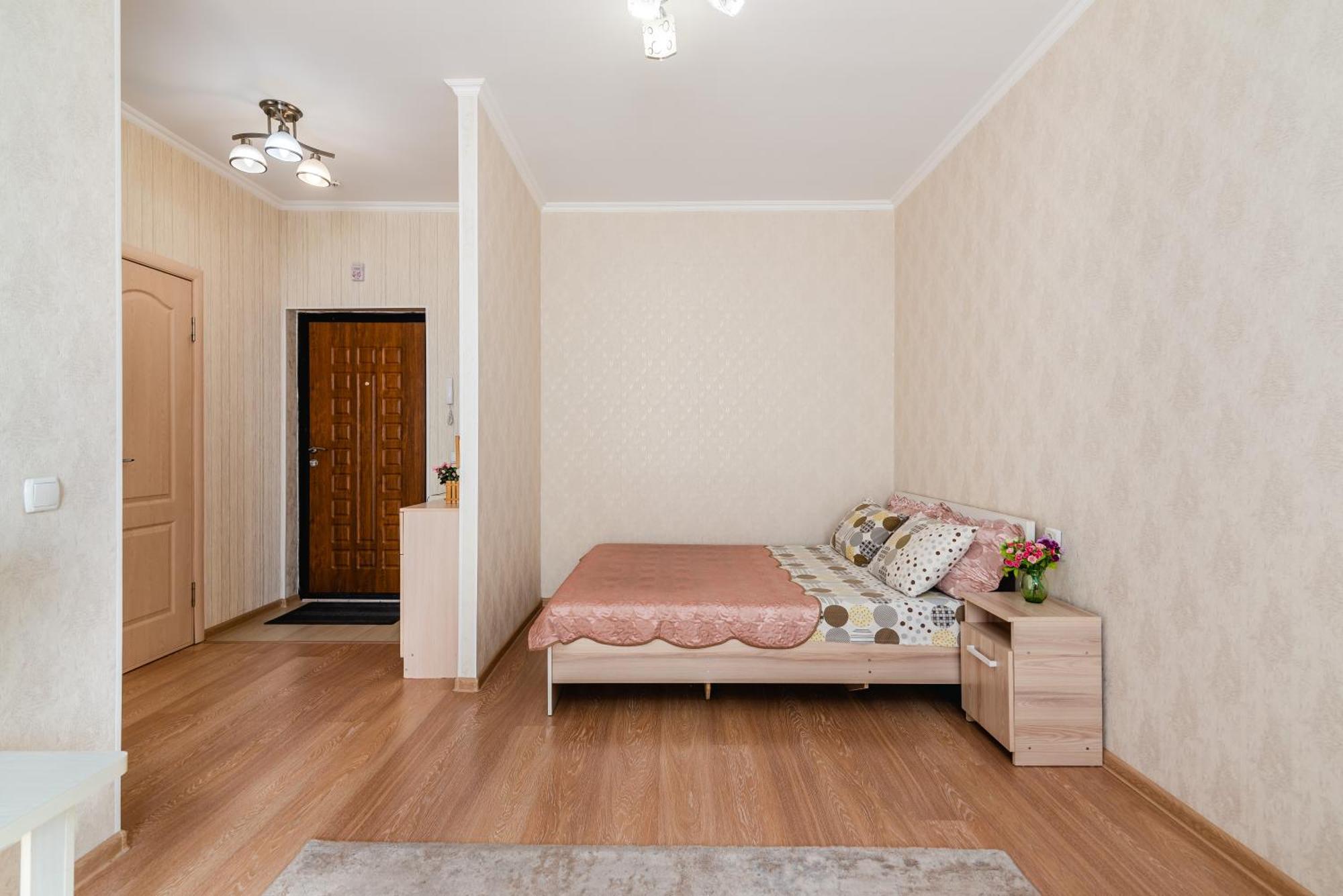 Akvarel Apartment Near Adk Almaty Esterno foto